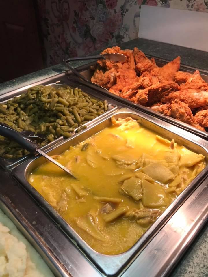 Fried chicken, green beans and chicken and dumplings on the buffet